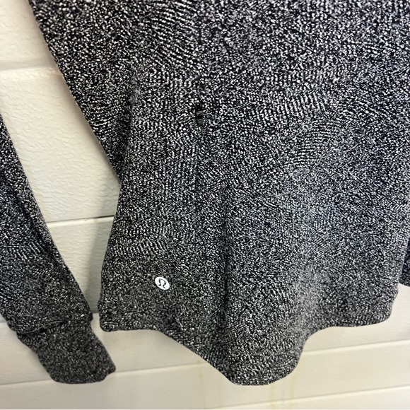 NWT Lululemon Runderful Long Sleeve - Rush Jacquard Black White - Picture 11 of 12